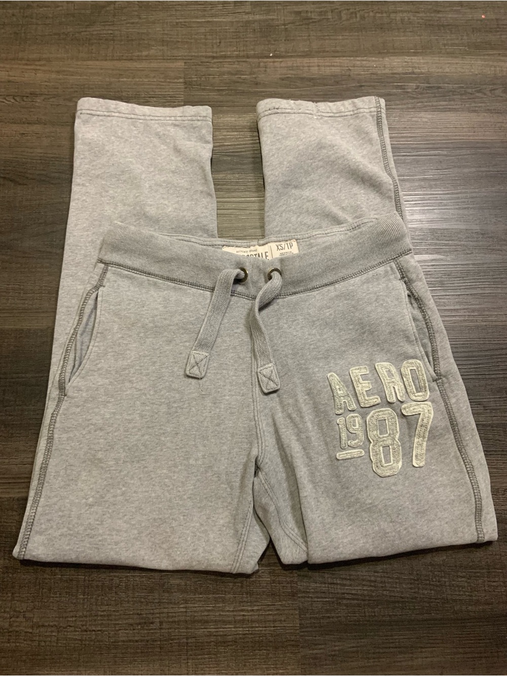 Aeropostale Light Gray Jogger Sweatpants with Aero 1987 Patch